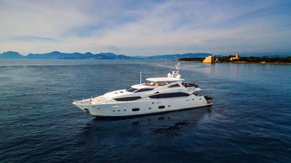 Sunseeker-34-meter-for-sale-1