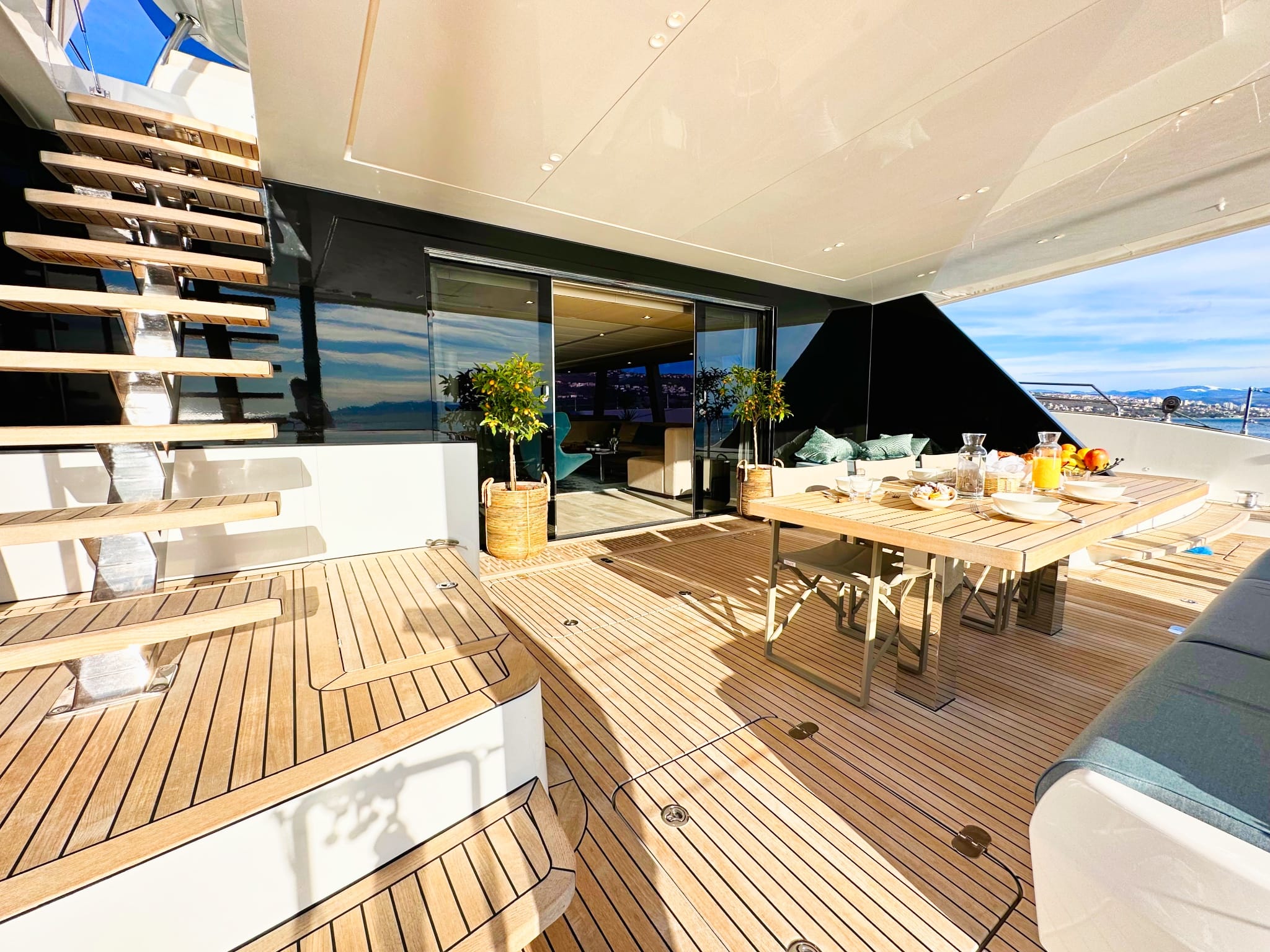 Sunreef 80 NALA 19