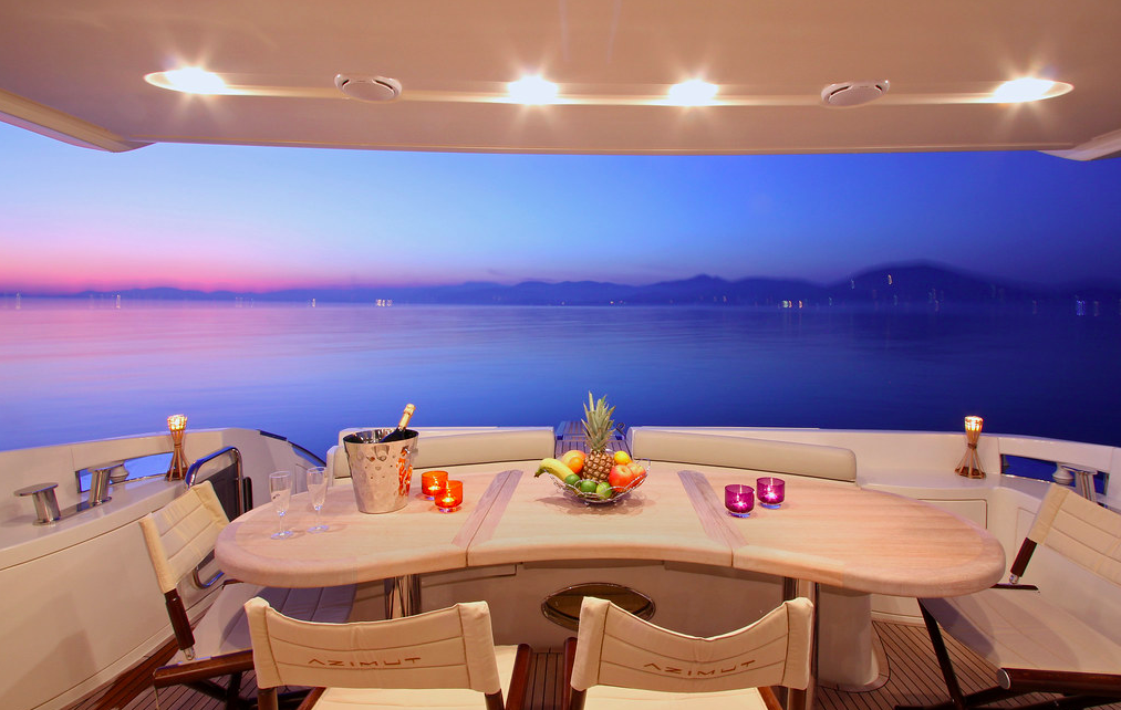 Azimut 62 Evo yacht for sale cockpit 2