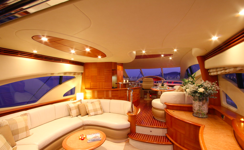 Azimut 62 Evo yacht for sale main deck