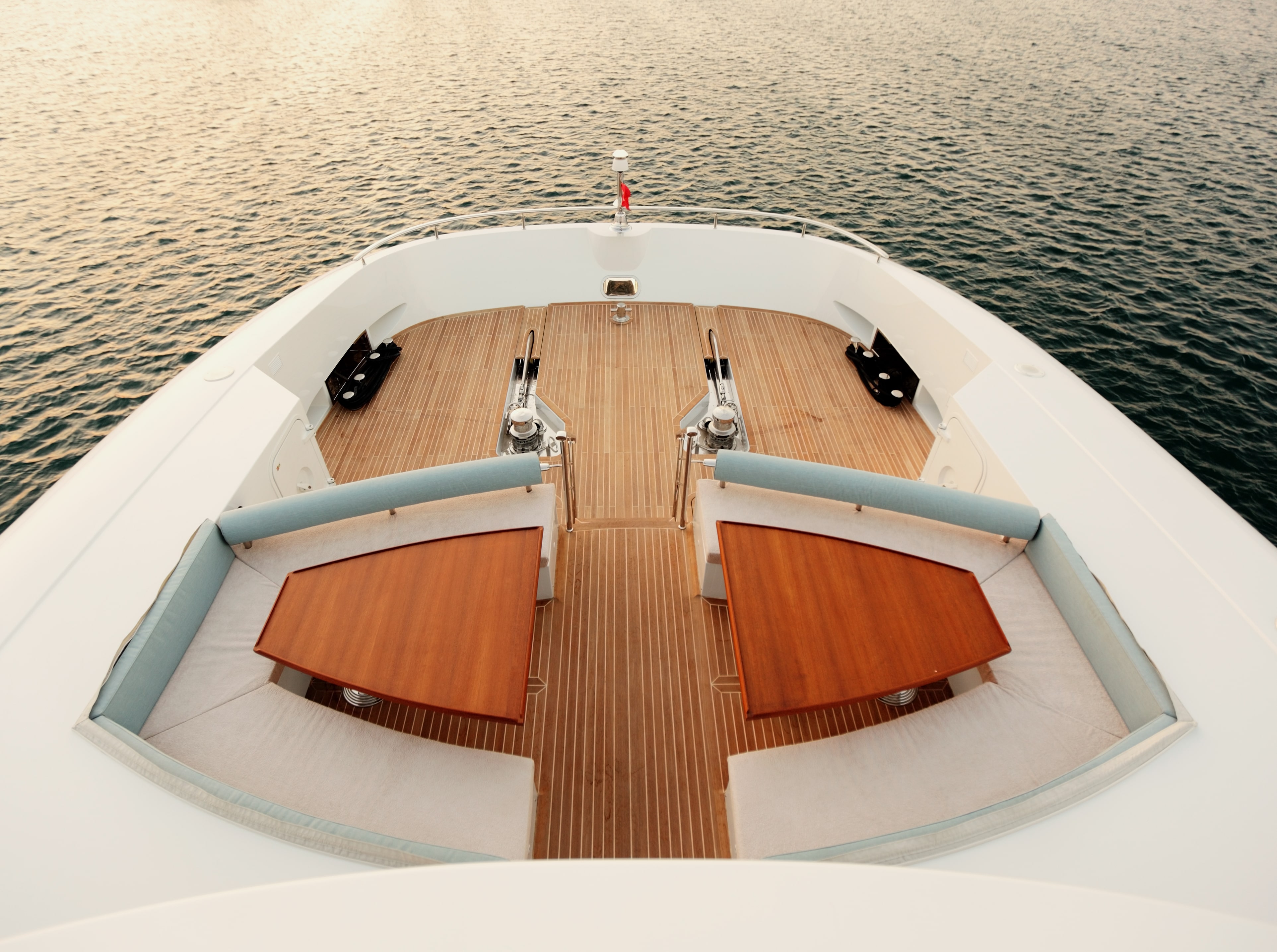 Curvelle Quaranta Yacht For Sale FwdDeck-min