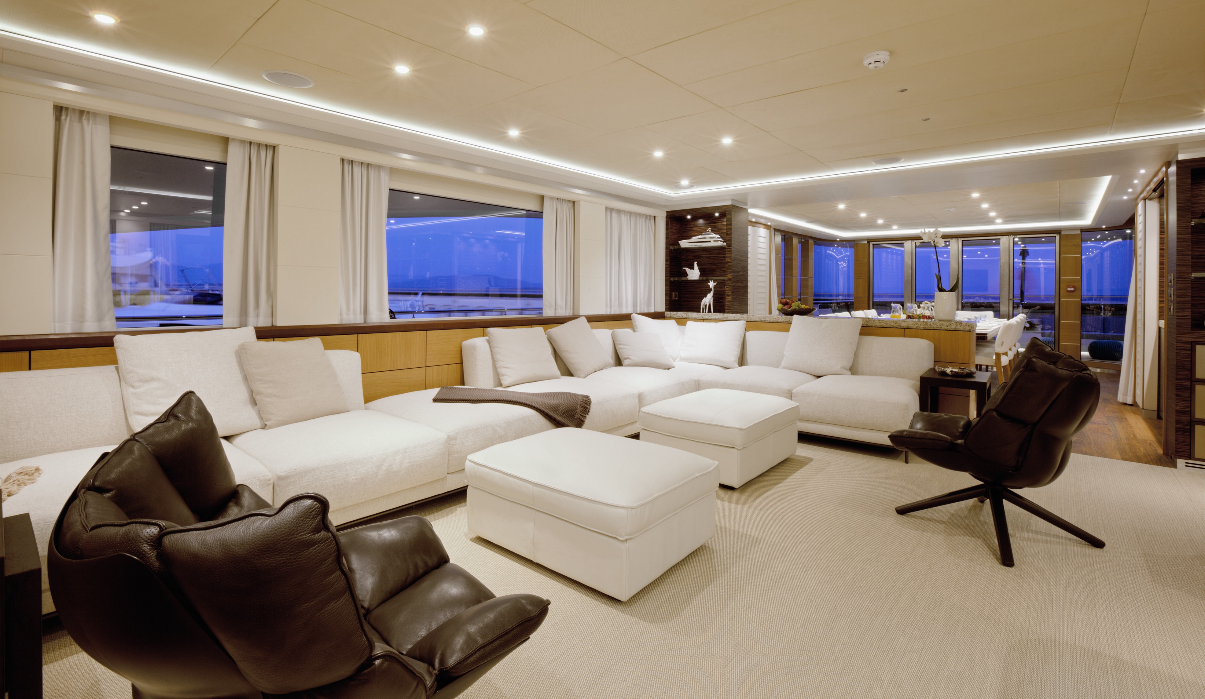 Curvelle Quaranta Yacht For Sale Saloon Deck Lounge2-min