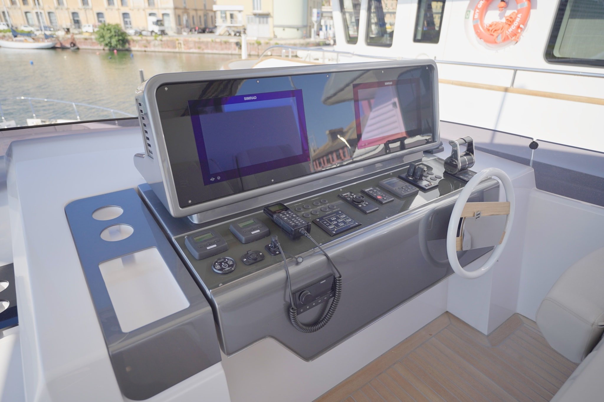 Ferretti 860 - ASMARA 15