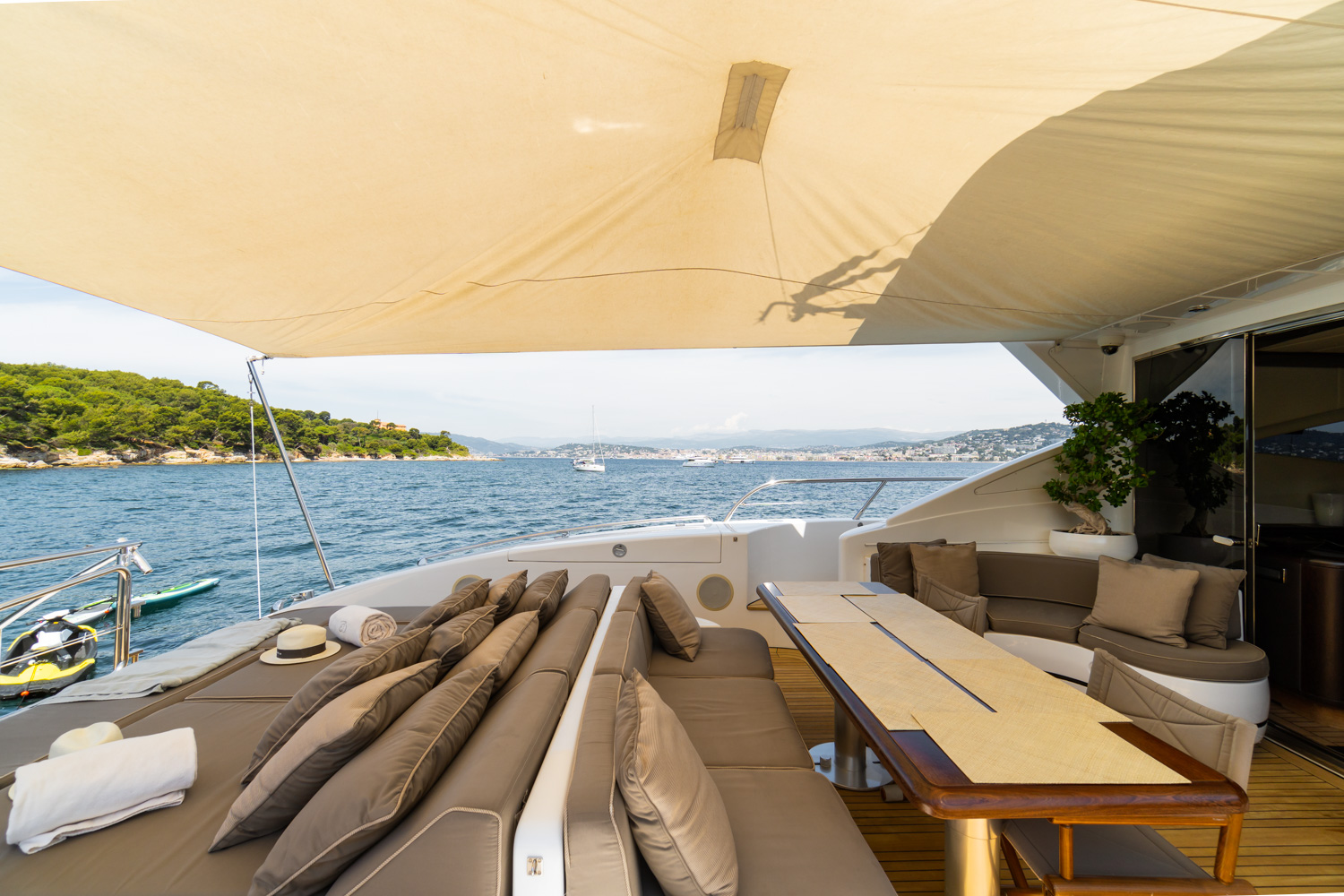 mangust 92 yacht for sale6