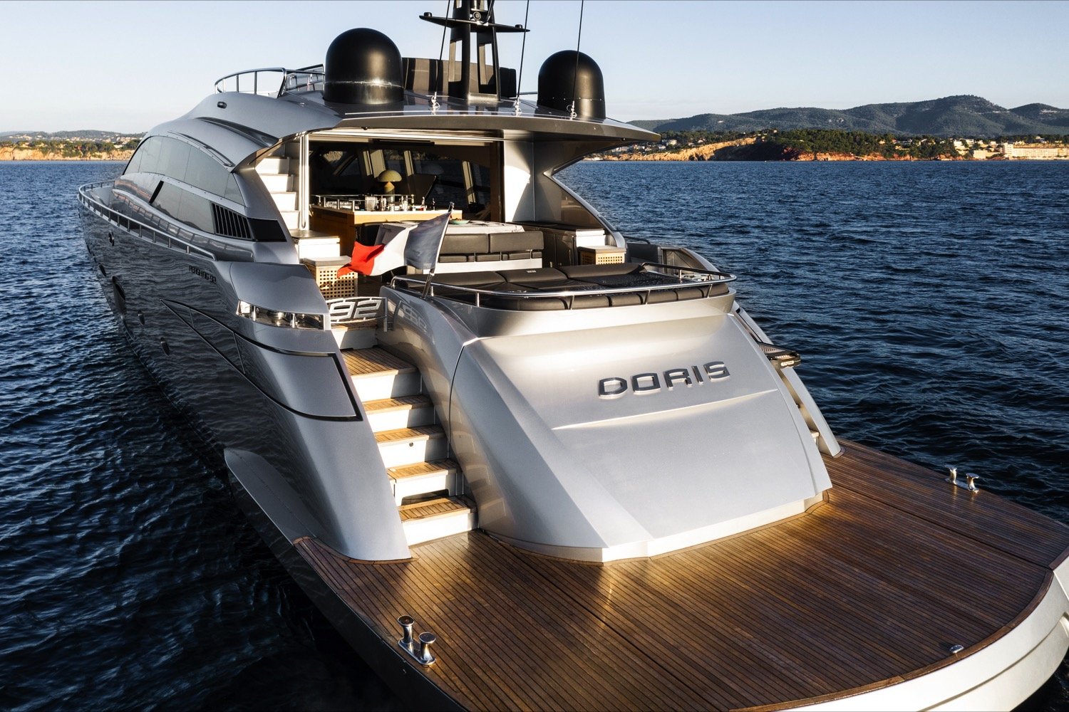 Pershing-92-Doris-yacht-for-sale-44