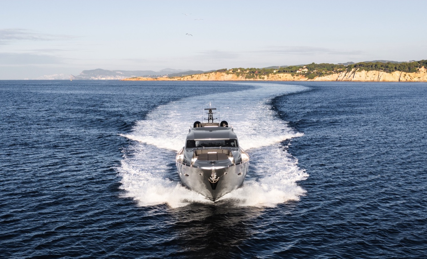 Pershing-92-Doris-yacht-for-sale-46