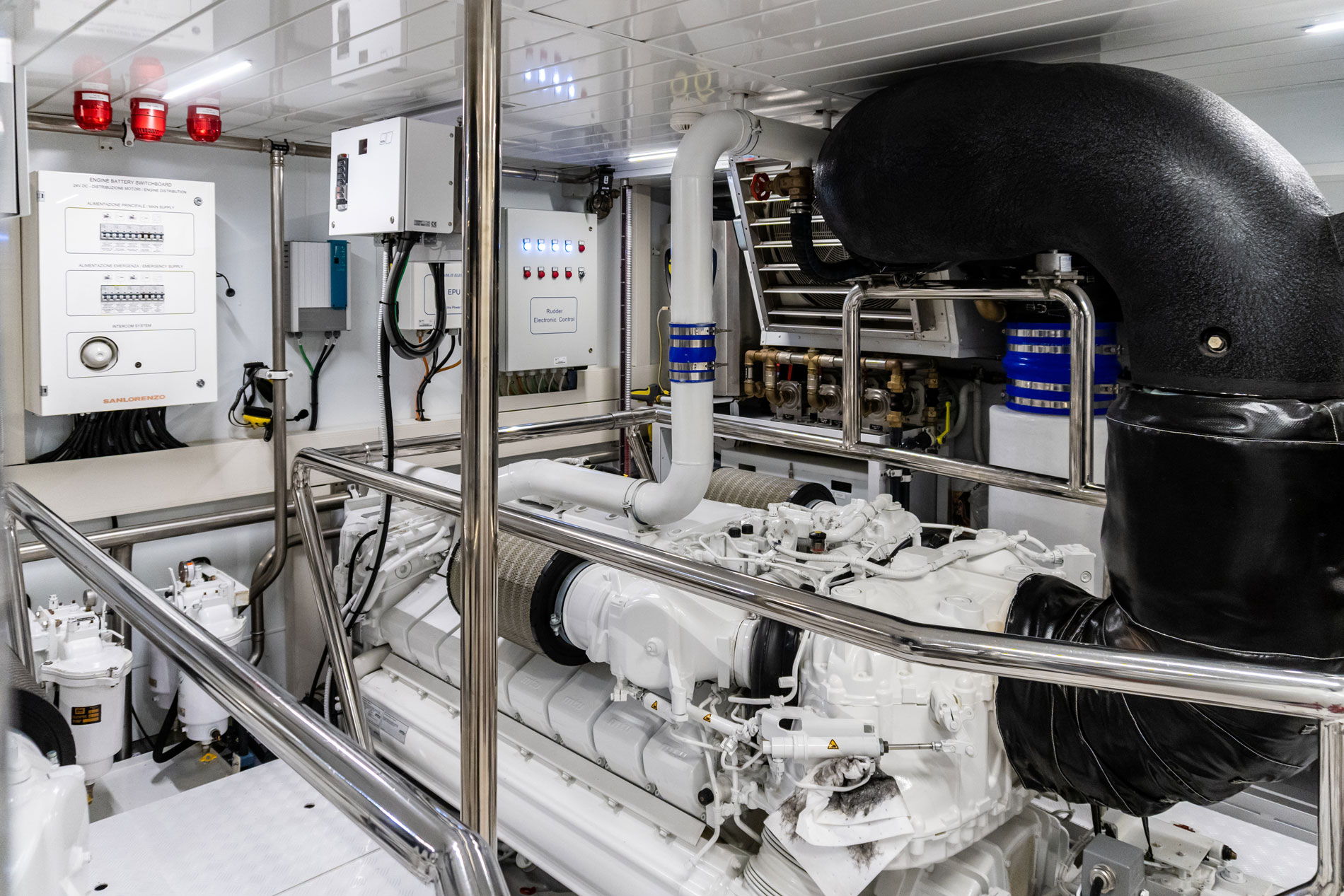 Sanlorenzo SL106 yacht for sale - Engine