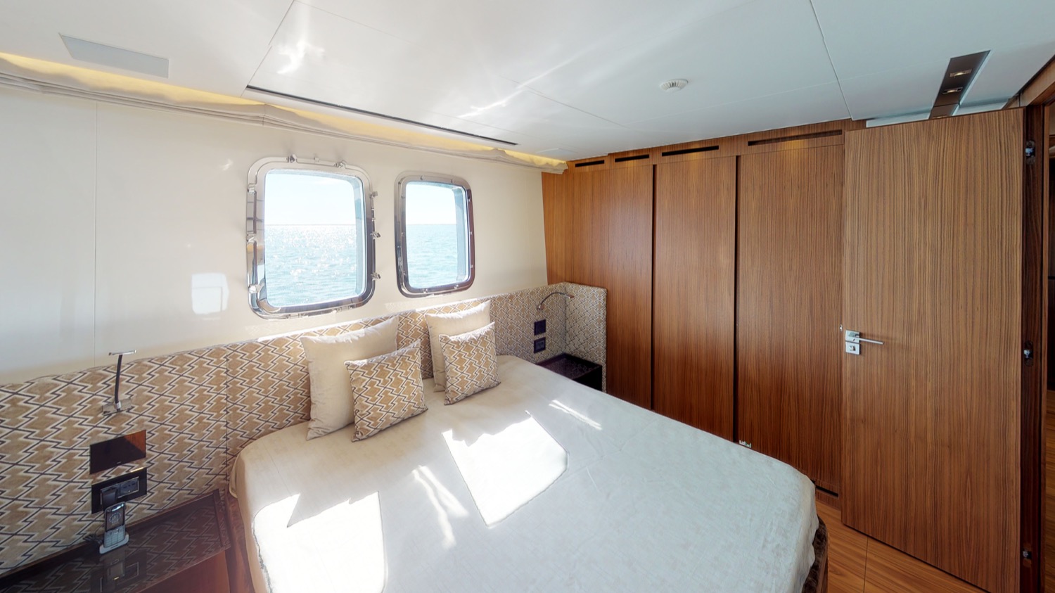 Sanlorenzo-SL106-Bedroom-4