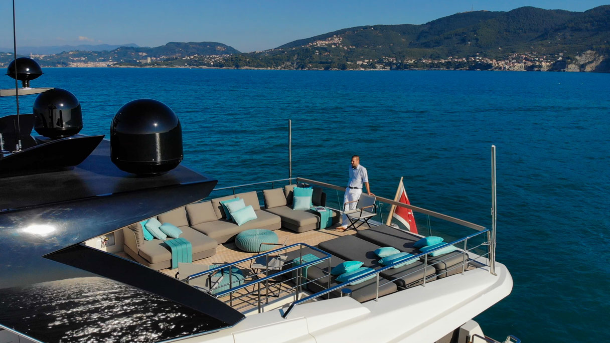 Sanlorenzo-SL106-yacht-for-sale---Exterior-20