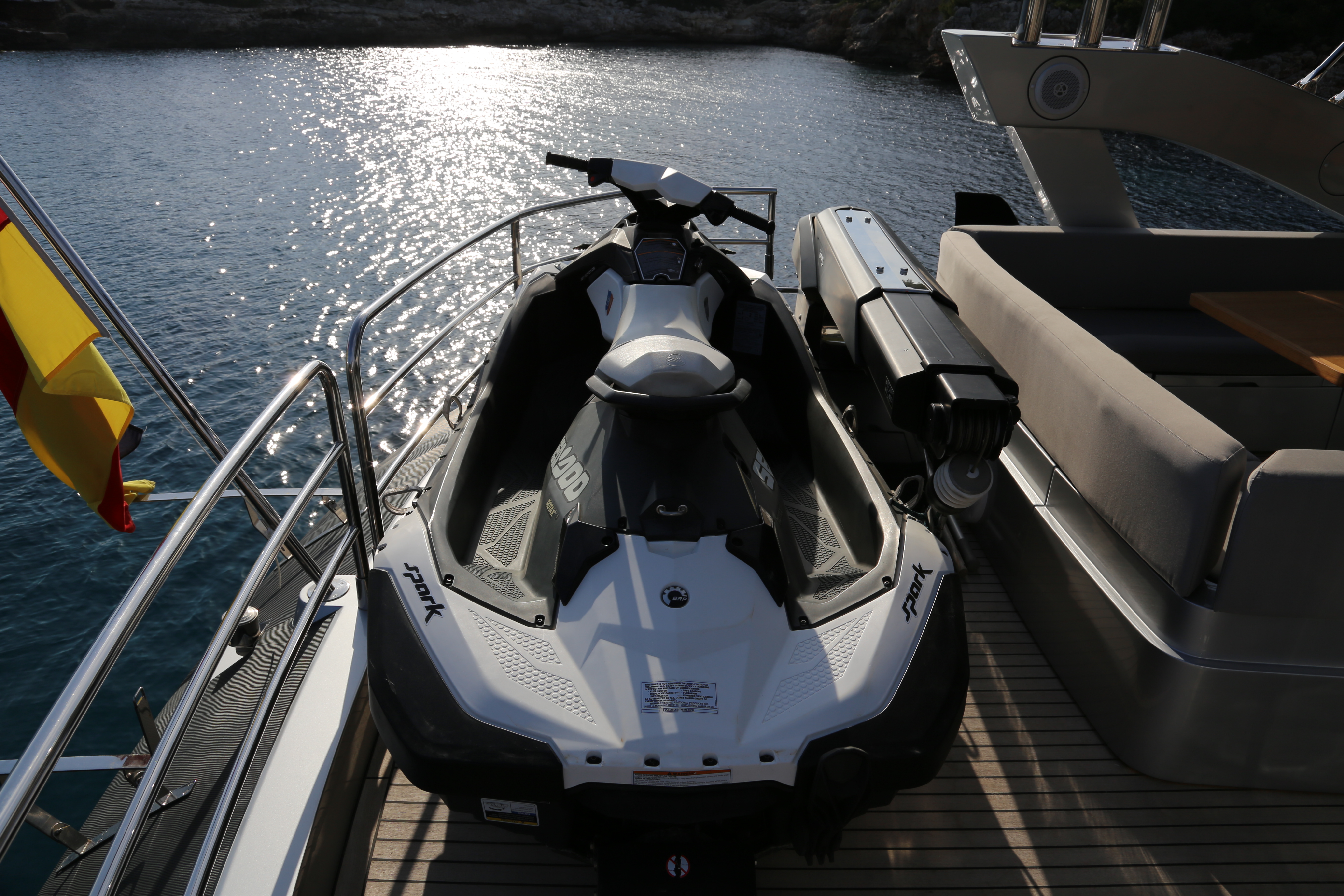 sunseeker manhattan 73 yacht for sale 18