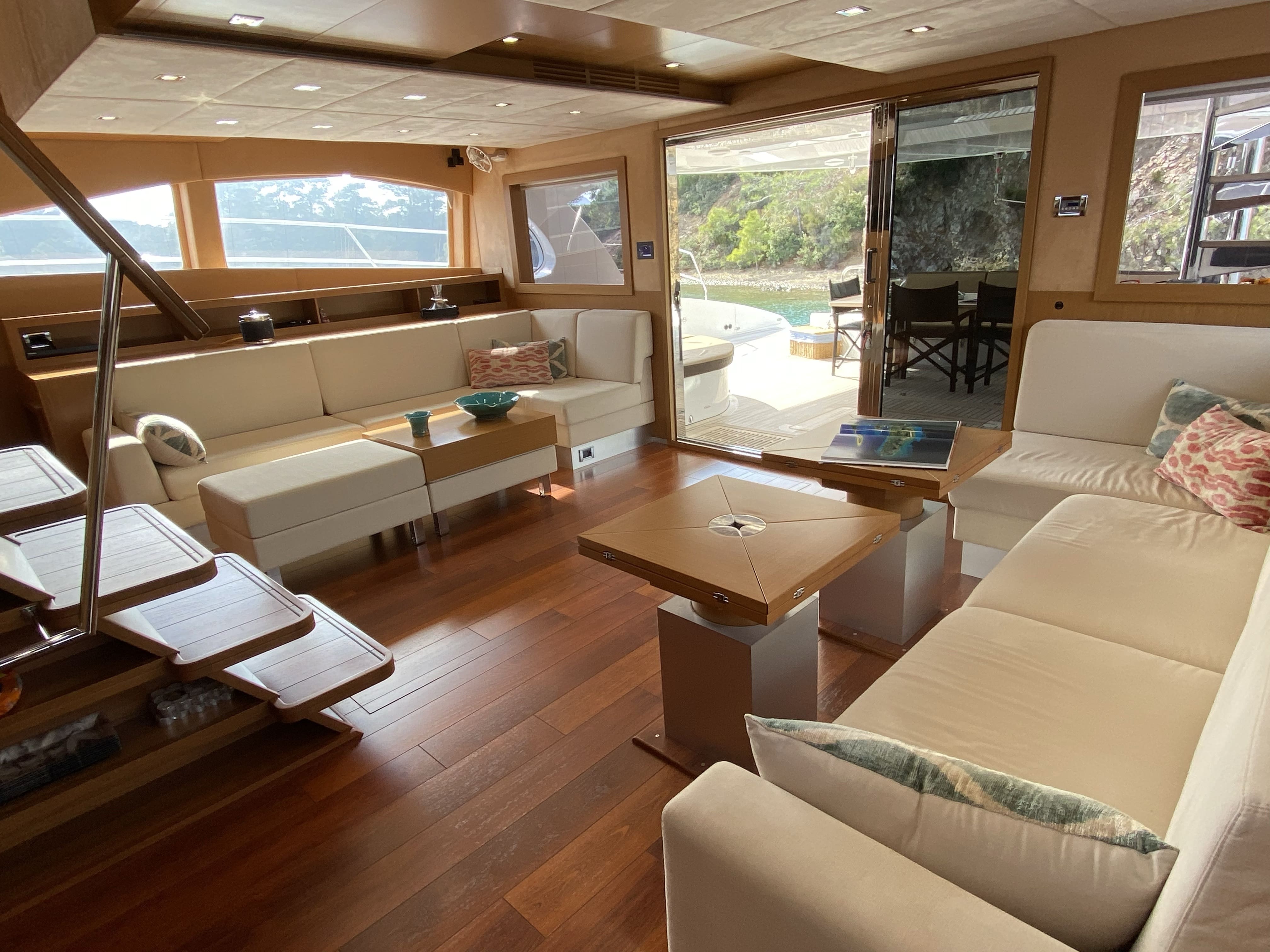 Sunreef 70 Power Yacht For Sale 17