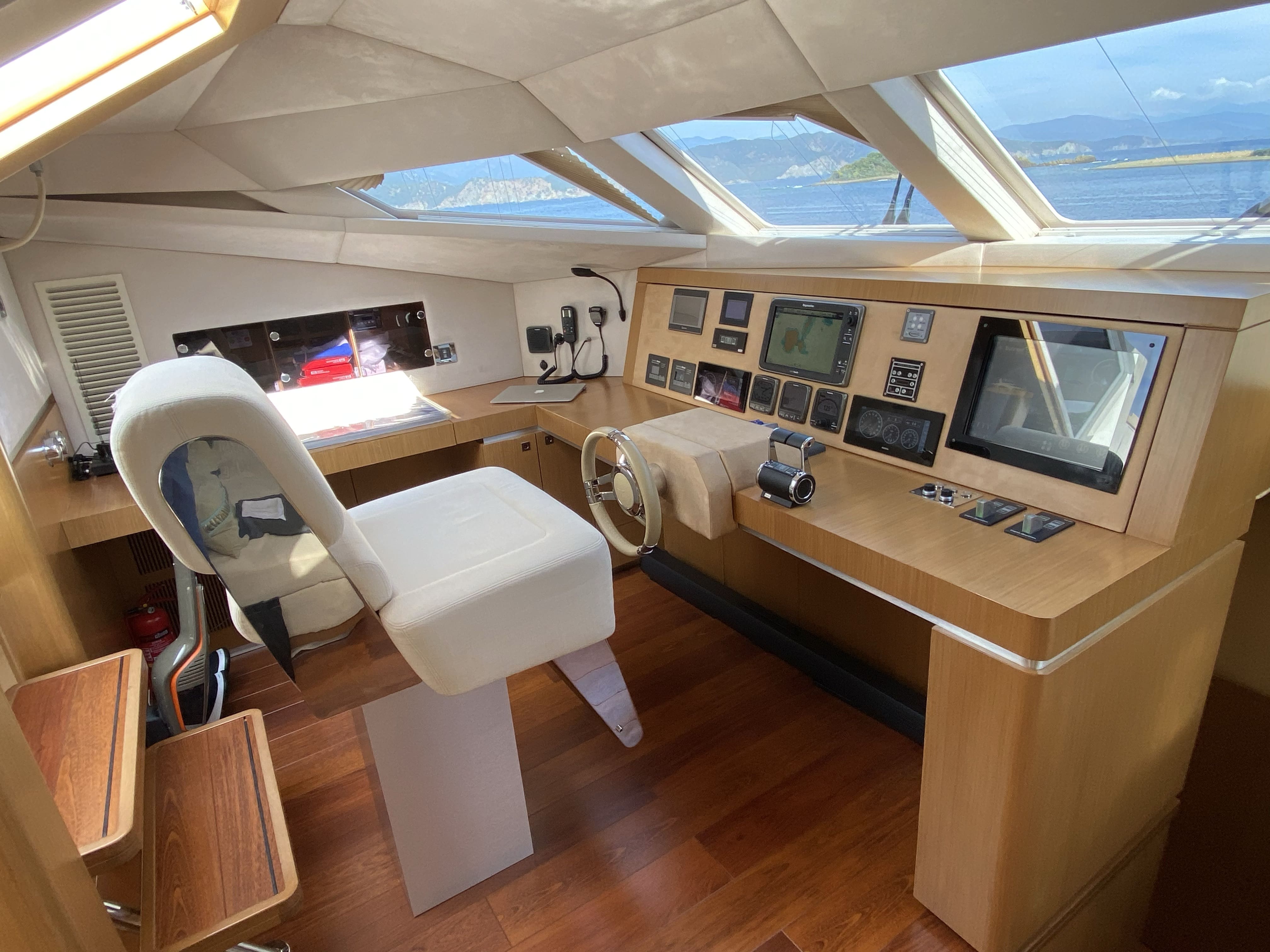 Sunreef 70 Power Yacht For Sale 22