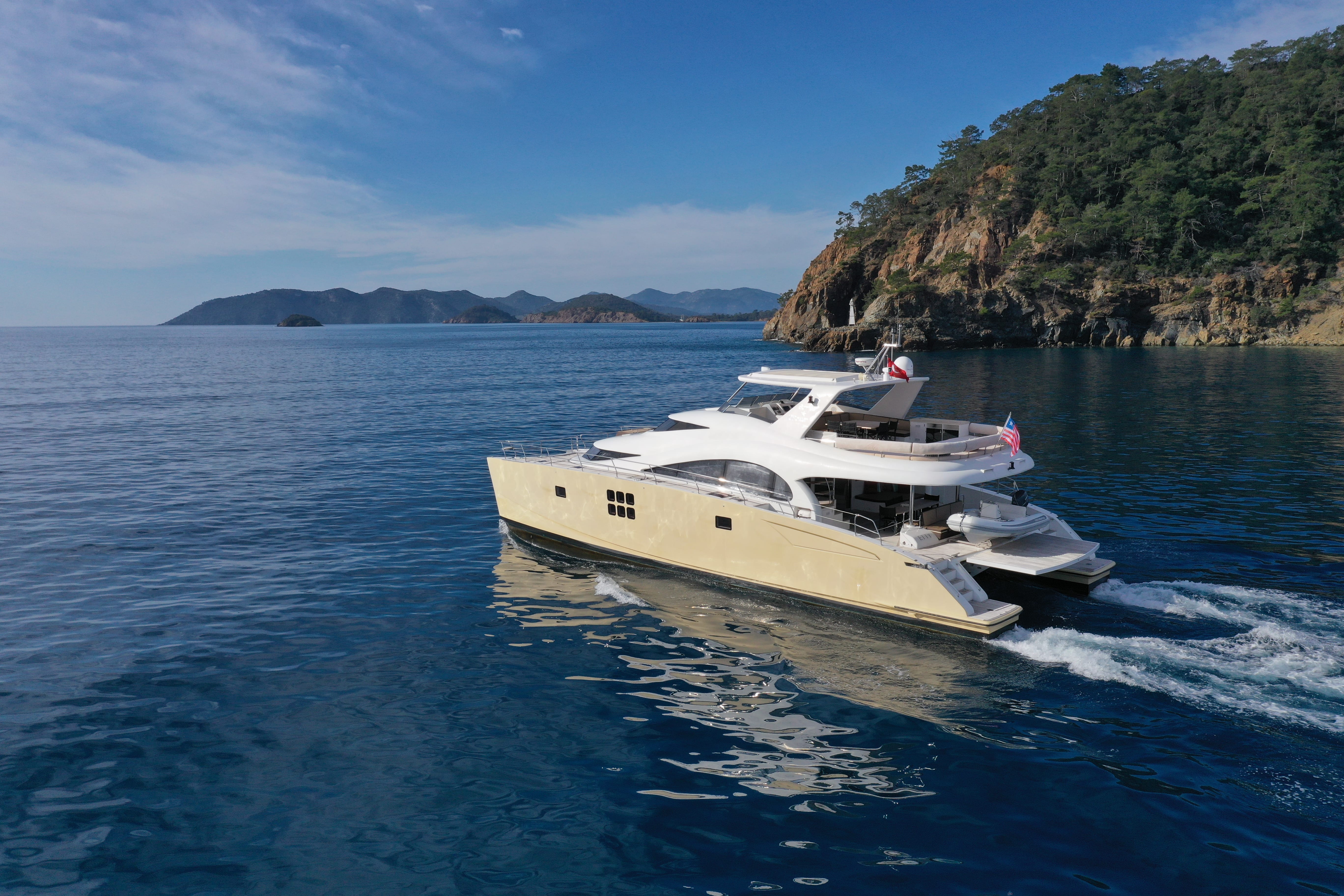 Sunreef 70 Power Yacht For Sale Exterior 4